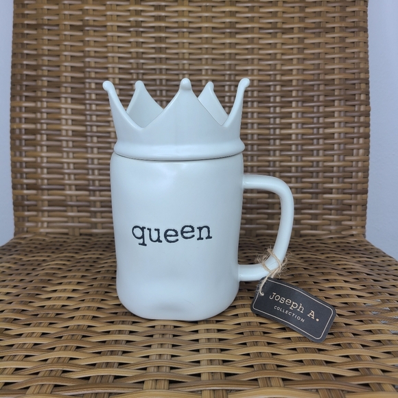 Joseph A Other - Joseph A Collection Queen Mug & Lid 21 fl. oz. White Black Lettering